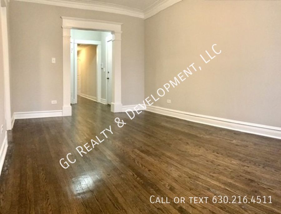 ***3 BDRM - 1 BTH / W&D HOOKUP IN UNIT / SS APPL / SMALL PETS WELCOMED / PARKING SPACE INCL*** property image