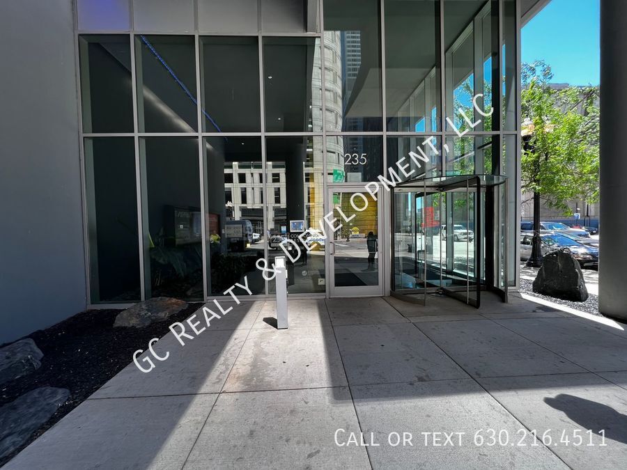 *** 2 BEDROOM / 2 FULL BATH / PARKING INCLUDED / SS APPL  INCL / 24 HR DOORMAN*** property image