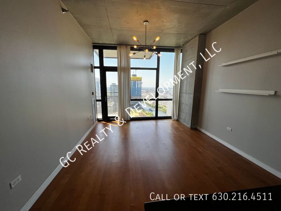 *** 2 BEDROOM / 2 FULL BATH / PARKING INCLUDED / SS APPL  INCL / 24 HR DOORMAN*** property image