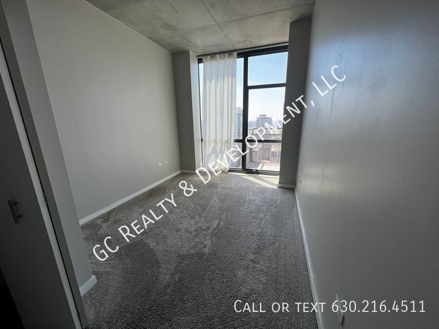 *** 2 BEDROOM / 2 FULL BATH / PARKING INCLUDED / SS APPL  INCL / 24 HR DOORMAN*** property image