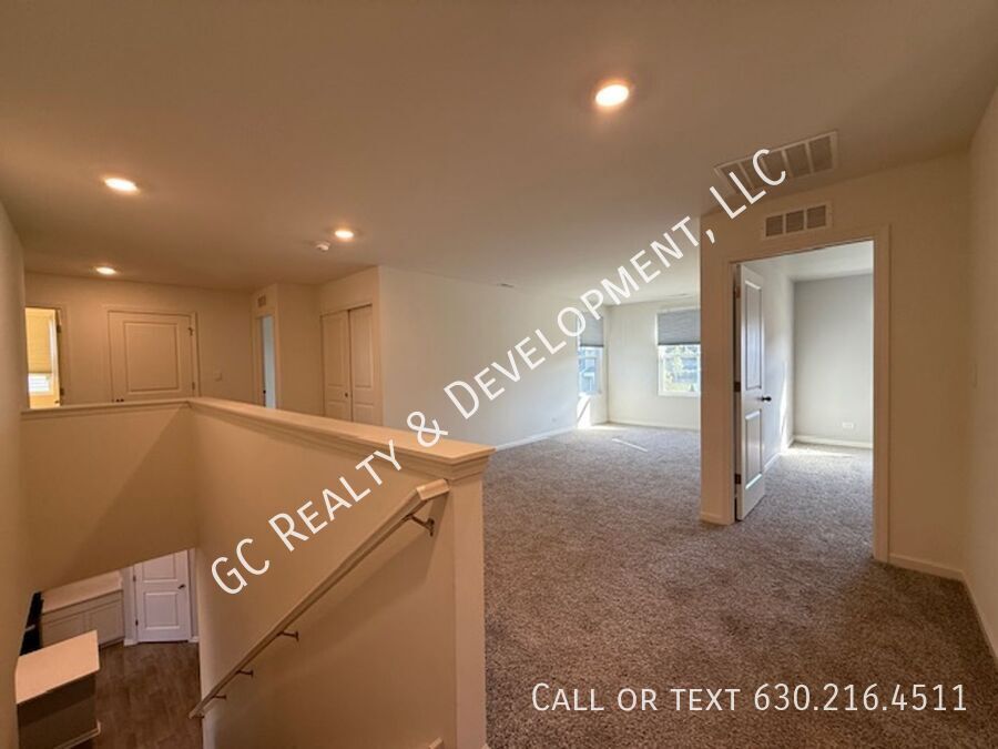 *** NEWER CONSTRUCTION / 4 BDRM - 2.5 BTH / FENCED YARD / IN UNIT LAUNDRY / SOLAR PANELS & TESLA CHARGER *** property image