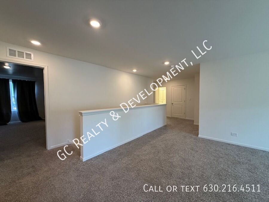 *** NEWER CONSTRUCTION / 4 BDRM - 2.5 BTH / FENCED YARD / IN UNIT LAUNDRY / SOLAR PANELS & TESLA CHARGER *** property image