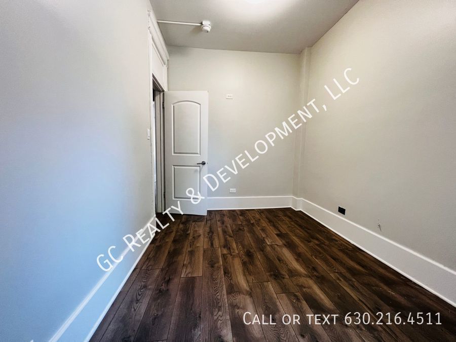 ***RECENTLY UPDATED / CENTRAL AC / 3 BDRMS / FIRST FLOOR UNIT / SS APPL INCL / W&D IN UNIT*** property image