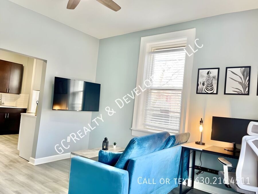 *** 1 MONTH FREE / PET FRIENDLY / FREE LAUNDRY ON SITE / CENTRAL AC / WIFI INCLUDED / WALK TO TRAIN *** property image