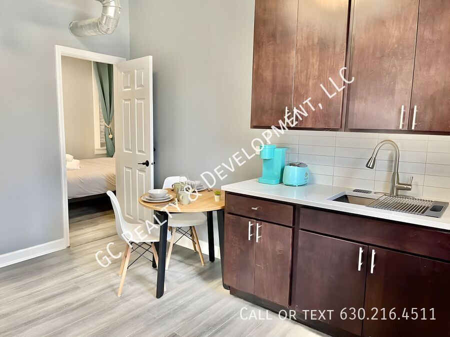 *** 1 MONTH FREE / PET FRIENDLY / FREE LAUNDRY ON SITE / CENTRAL AC / WIFI INCLUDED / WALK TO TRAIN *** property image