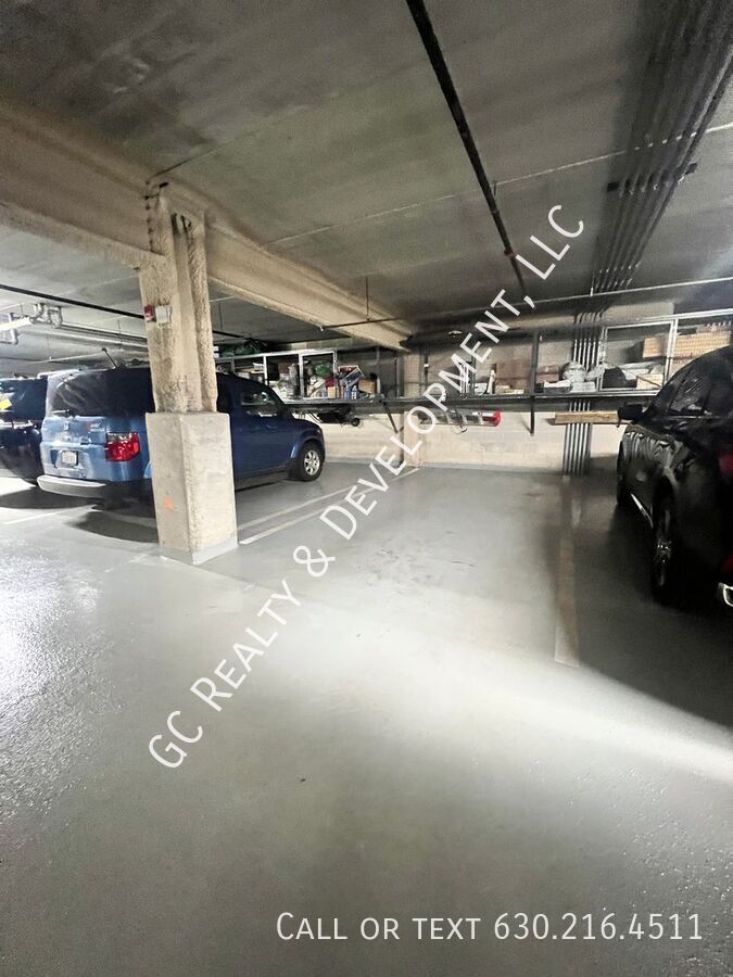 *** BEST VIEWS / 2 BDRM - 2 BTH / IN UNIT LAUNDRY / HEATED PARKING / POOL *** property image