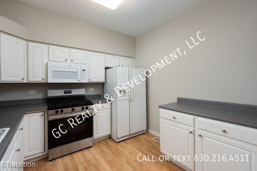 *** BEAUTIFUL 2BD/2.5BA TOWNHOME IN CARROLLWOOD WITH PATIO, GARAGE & TOP-RATED SCHOOLS *** property image