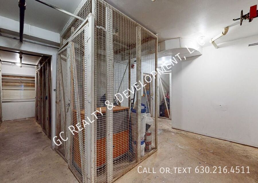 *** SPACIOUS 2BD/1BA CONDO W/ BALCONY / HEAT INCL / PARKING SPACE & CLUBHOUSE ACCESS *** property image