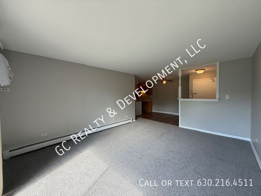 *** SPACIOUS 2BD/1BA CONDO W/ BALCONY / HEAT INCL / PARKING SPACE & CLUBHOUSE ACCESS *** property image