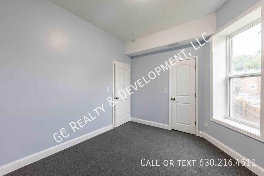 *** 1 MONTH RENT FREE / SPACIOUS 4 BDRM - 2 BATH / NEWLY REMODELED / WIFI INCLUDED *** property image