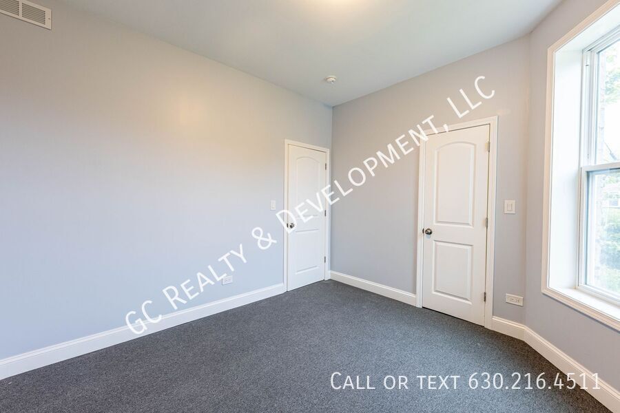 *** 1 MONTH RENT FREE / SPACIOUS 3 BDRM / NEWLY REMODELED / FREE WIFI INCLUDED / PARKING INCL *** property image