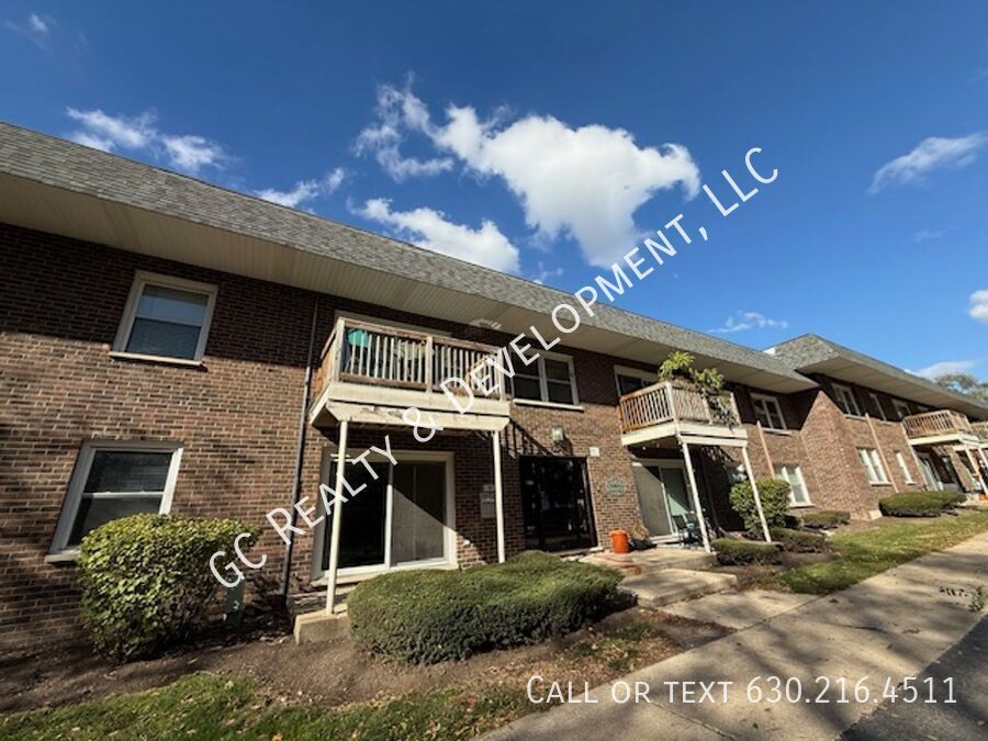 *** FIRST FLOOR / HEAT INCLUDED - TENANT PAYS ELECTRIC ONLY / 2 BDRMS / W&D IN BUILDING / PETS ALLOWED / LARGE STORAGE *** property image