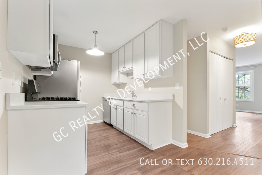 *** ​3 BDRM - 1.5 BATH / ATTACHED GARAGE / PET FRIENDLY / IDEAL LOCATION / CENTRAL AC *** property image