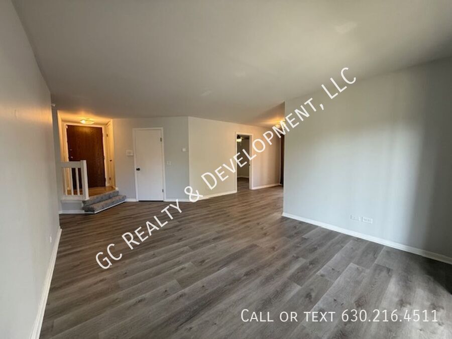 *** 2 BDRM - 2 BTH / IN UNIT LAUNDRY / RECENTLY UPDATED / OUTDOOR POOL / ON SITE GYM *** property image