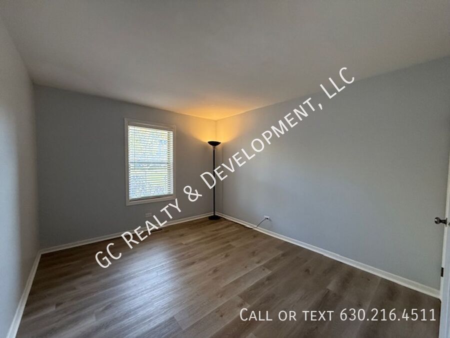 *** 2 BDRM - 2 BTH / IN UNIT LAUNDRY / RECENTLY UPDATED / OUTDOOR POOL / ON SITE GYM *** property image