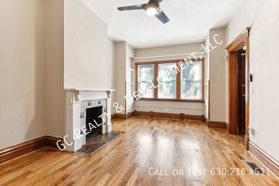 *** ​1/2 MO RENT FREE / WRIGLEYVILLE LOCATION / FULLY UPDATED / 3 BDRM / APPL INCL / CENTRAL AIR *** property image