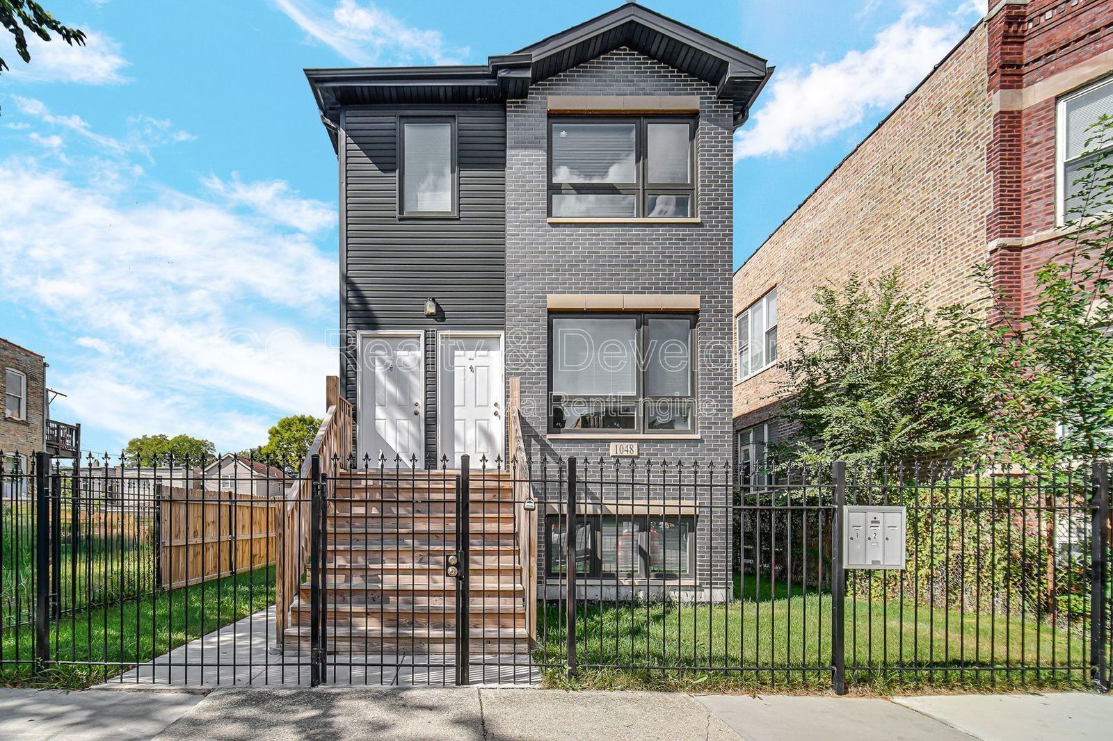 *** 1/2 MO RENT FREE / RECENTLY UPDATED / 4 BDRM - 2 BTH / CENTRAL AC / GARAGE PARKING AVAIL / PET FRIENDLY *** property image