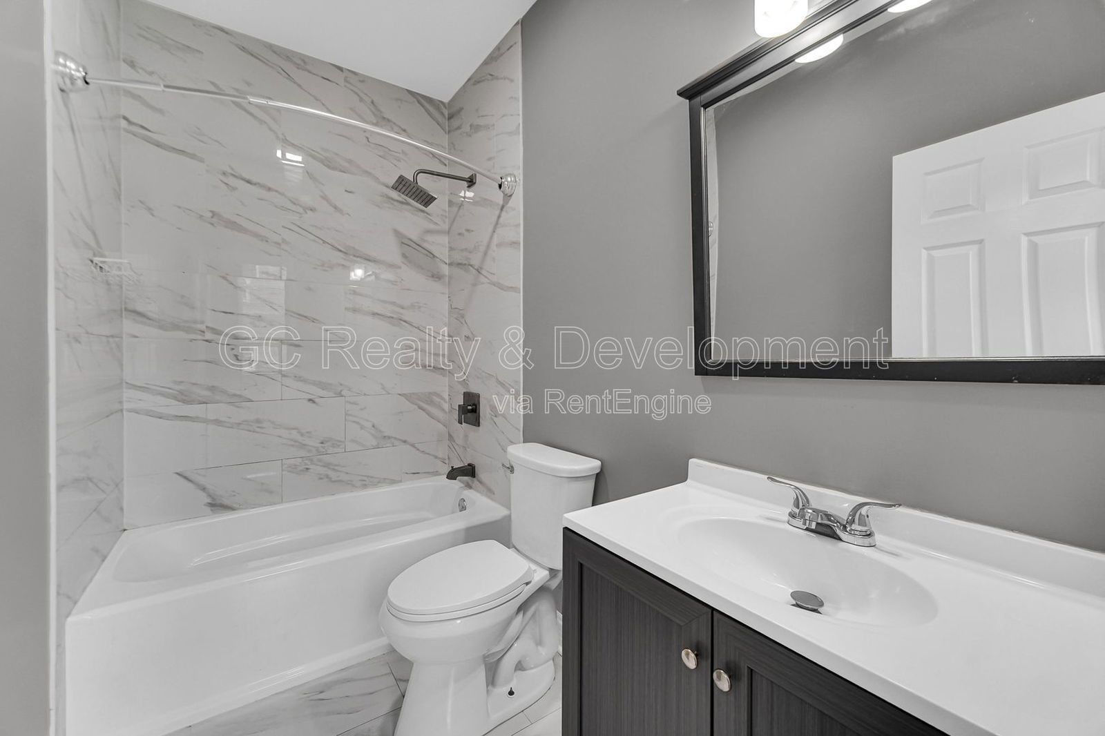 *** 1/2 MO RENT FREE / RECENTLY UPDATED / 4 BDRM - 2 BTH / CENTRAL AC / GARAGE PARKING AVAIL / PET FRIENDLY *** property image