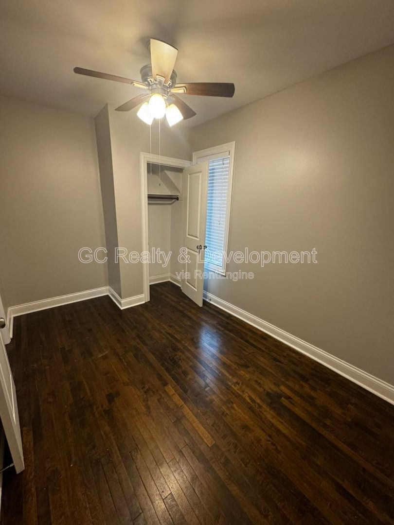 *** 1/2 MO RENT FREE / W&D IN UNIT / GARAGE PARKING / PET FRIENDLY / RESTAURANTS NEARBY / FENCED YARD *** property image