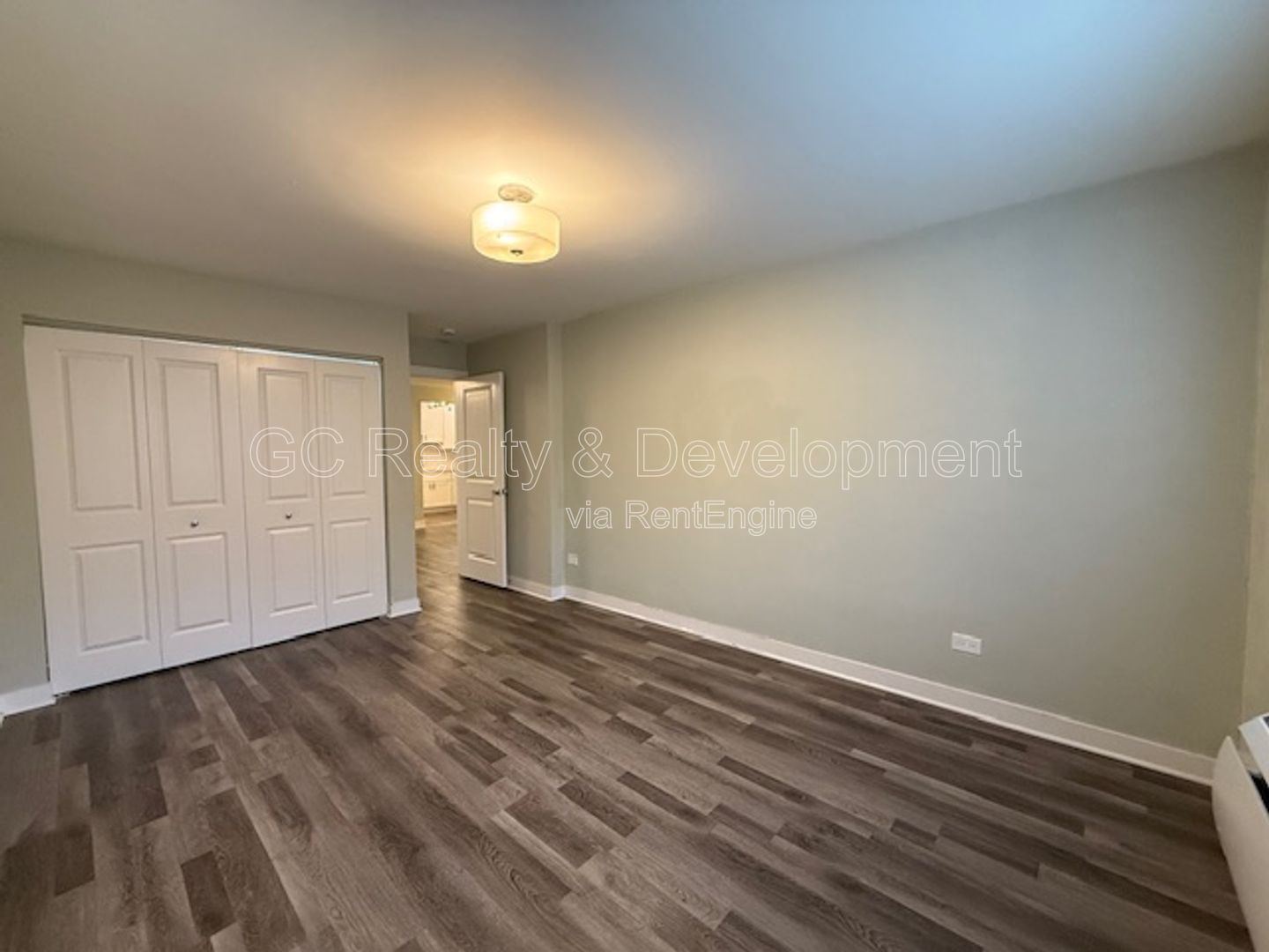 *** RECENTLY UPDATED / 2 BDRM / IN UNIT LAUNDRY / TENANT ONLY PAYS ELECTRIC / SS APPL *** property image