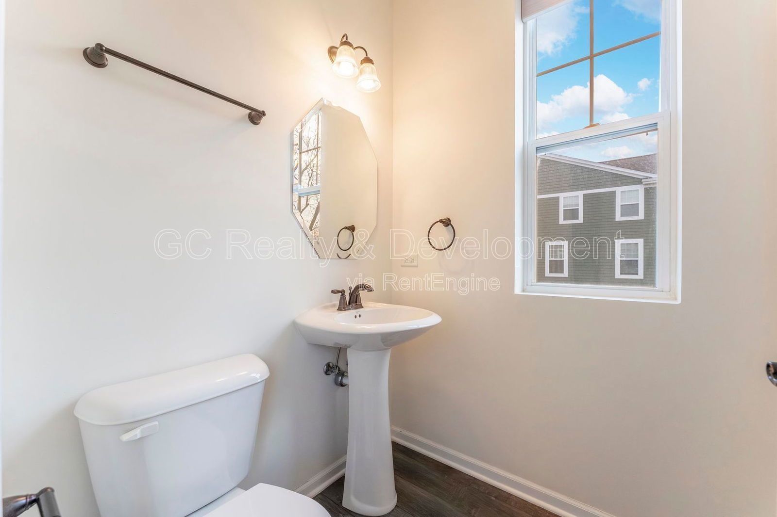 *** NEWER CONSTRUCTION / 3BDRM - 3.5 BTH / 2.5 CAR GARAGE / WOODFIELD MALL / LRG CLOSETS *** property image