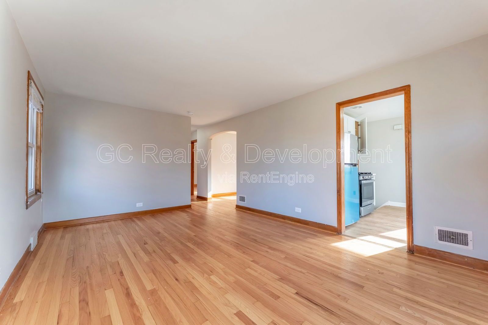 *** COMPLETE RENOVATION / 4 BDRM - 2 BTH / FENCED YARD / BASEMENT / DETACHED GARAGE *** property image