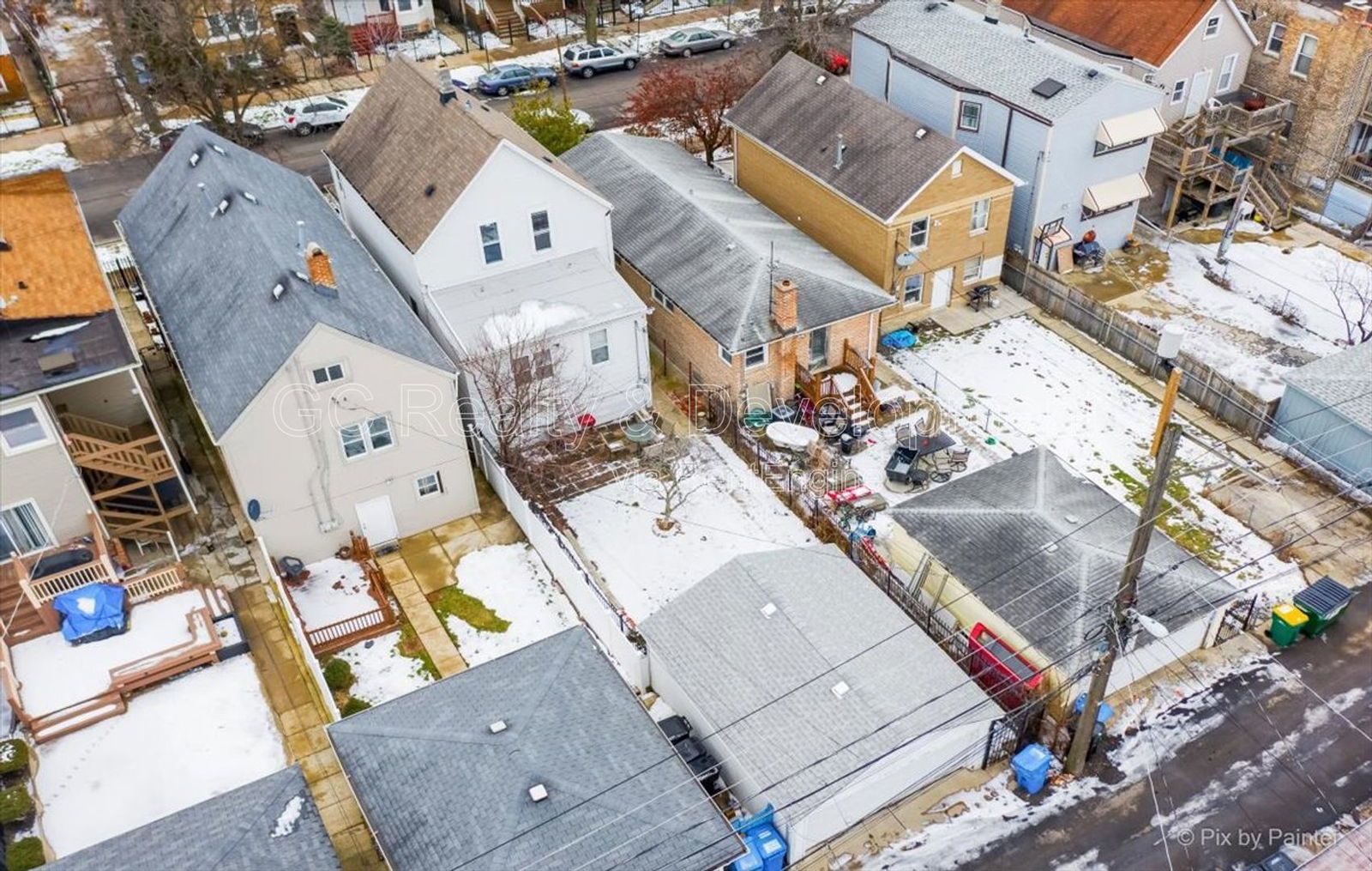 *** COMING SOON 4/15/26! / 3 BDRM - 1.5 BTH / APPLIANCES INCLUDED / BASEMENT W/FULL SIZE W & D / 2 CAR DETACHED GARAGE / FENCED YARD / PET FRIENDLY *** property image