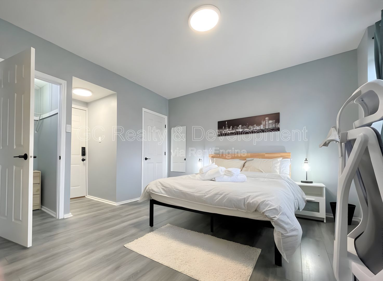 *** 1 MONTH FREE / PET FRIENDLY / LAUNDRY ON SITE / SS APPL / CENTRAL AC / WIFI INCLUDED / WALK TO TRAIN *** property image