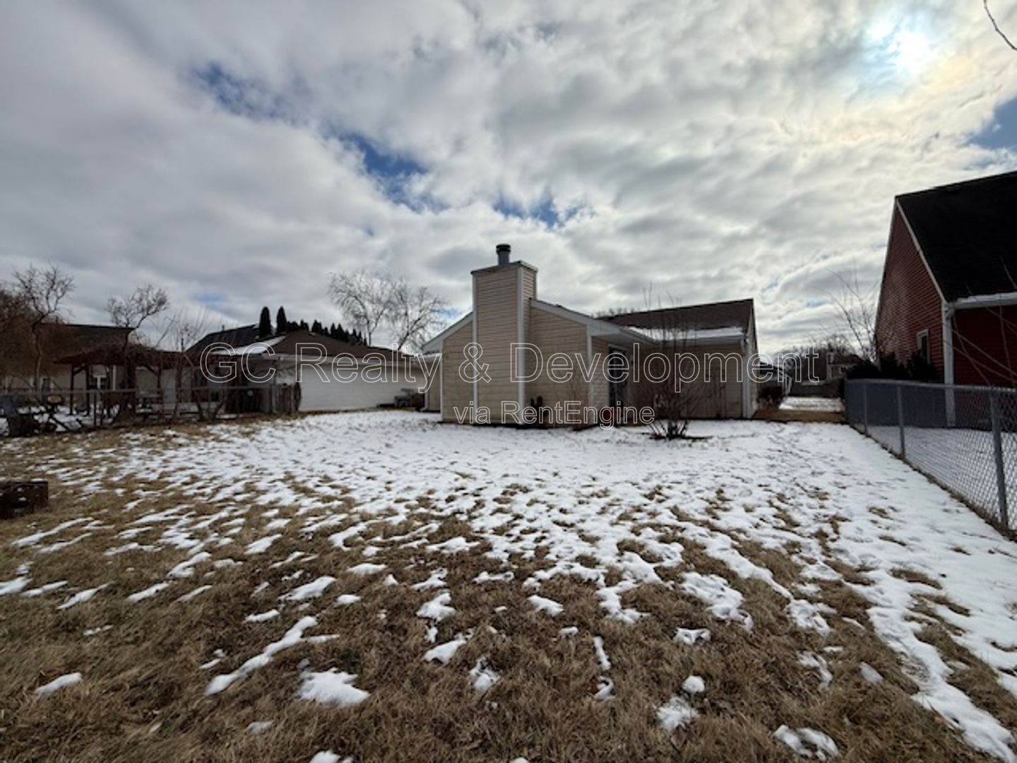 *** FULL REHAB / 2 BDRM / ATTACHED GARAGE / KITCHEN APPL INCL / IN UNIT LAUNDRY *** property image