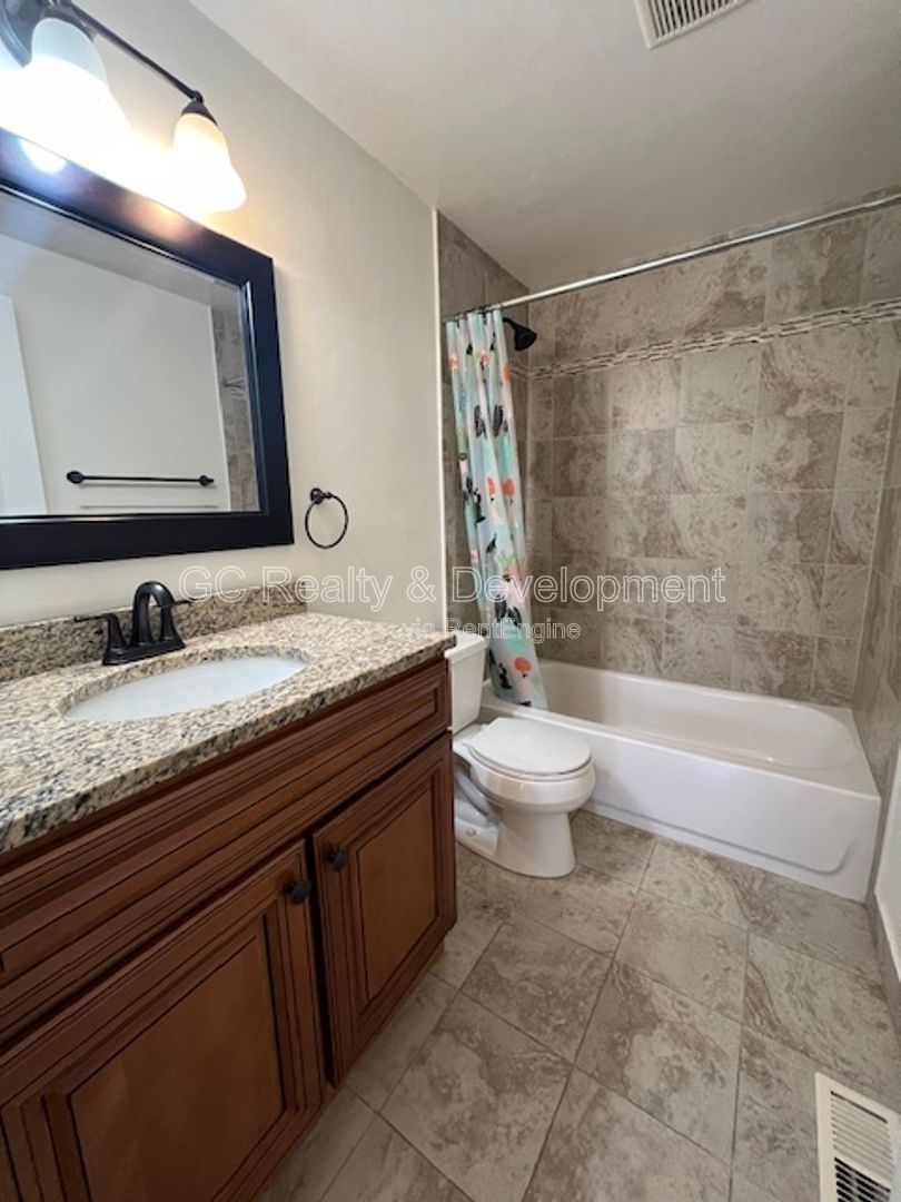 *** RANCH QUAD / 2 BDRM / 1 BTH / 1 CAR GARAGE / POOL / CLUBHOUSE *** property image