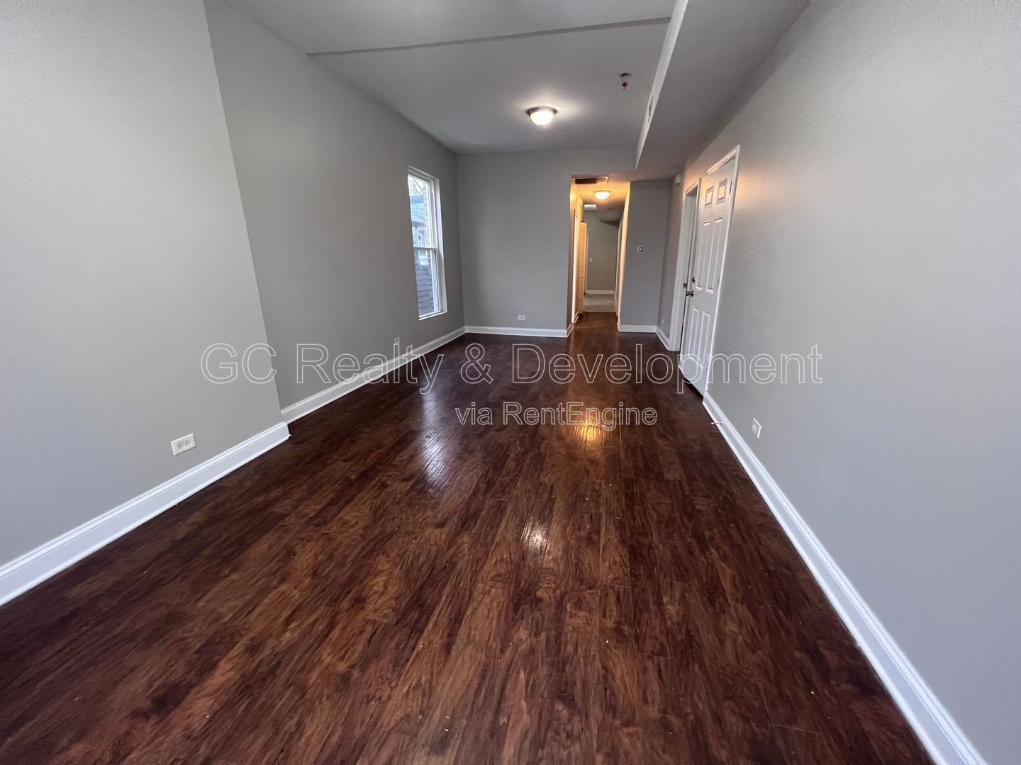 *** FRESH PAINT / 4 BDRM / RECENTLY UPDATED / APPLIANCES INCL / HARDWOOD FLOORS *** property image