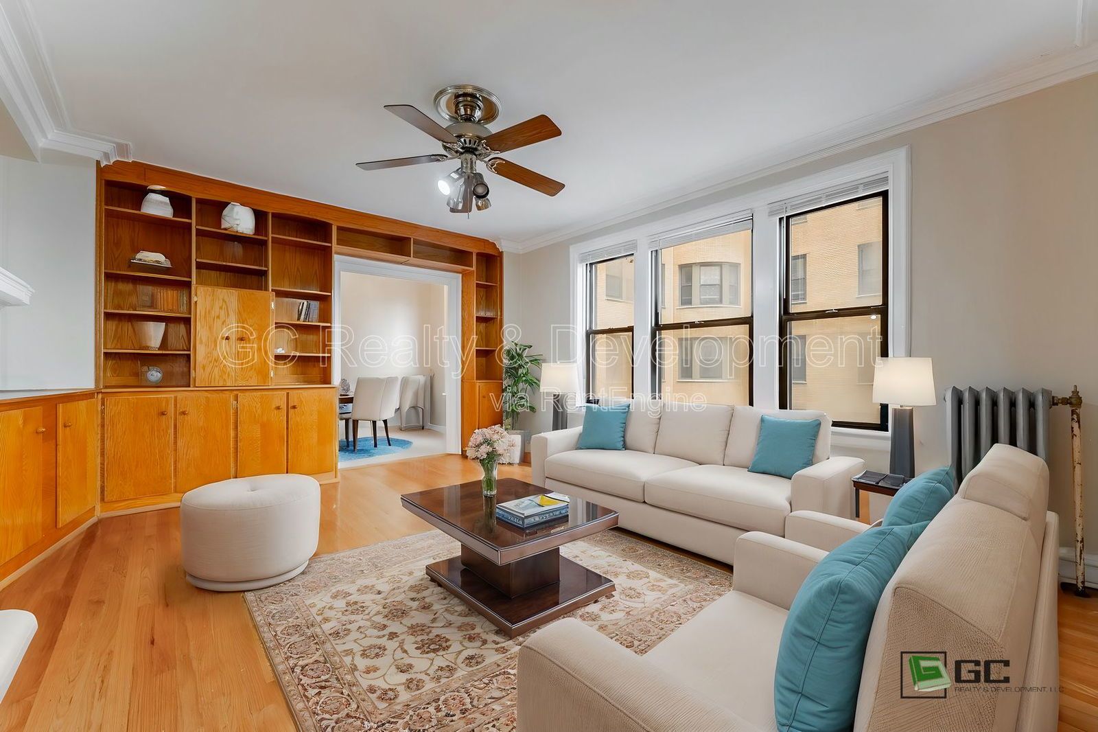 *** COMING SOON 4/15/26! / SPACIOUS 1 BED IN PRIME HYDE PARK - DON’T MISS OUT! / ON SITE GYM / STORAGE UNIT *** property image