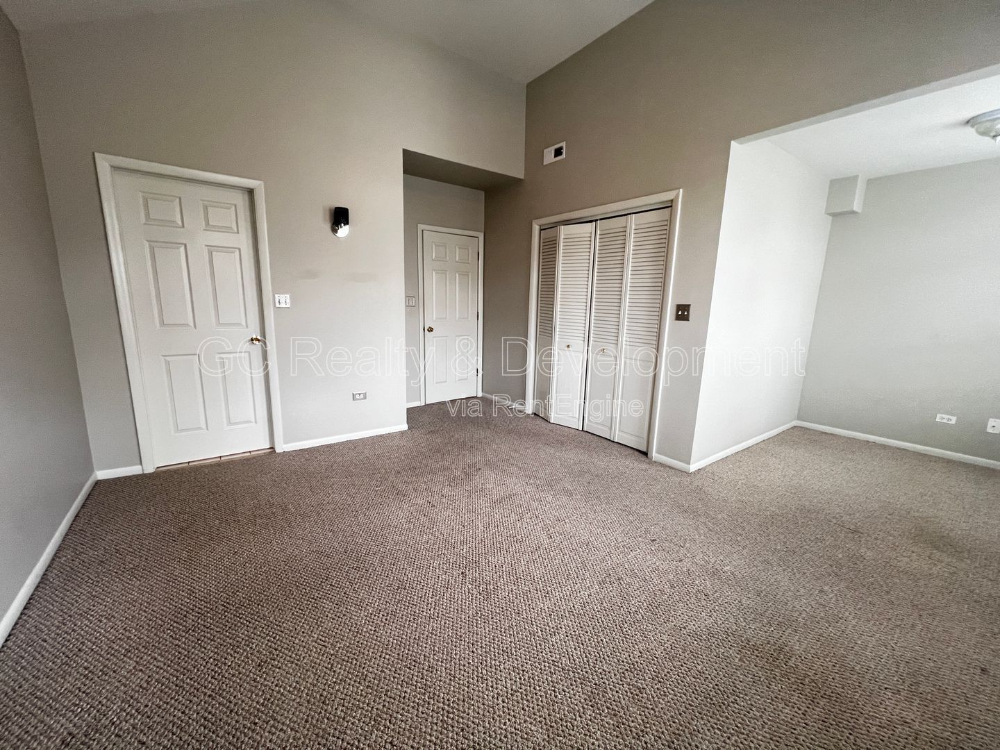 *** COMING SOON 4/15/26! / CUL-DE-SAC LOCATION / 2 BDRM - 2 BTH / CENTRAL AIR / IN UNIT W&D / 1 PARKING SPACE INCL *** property image