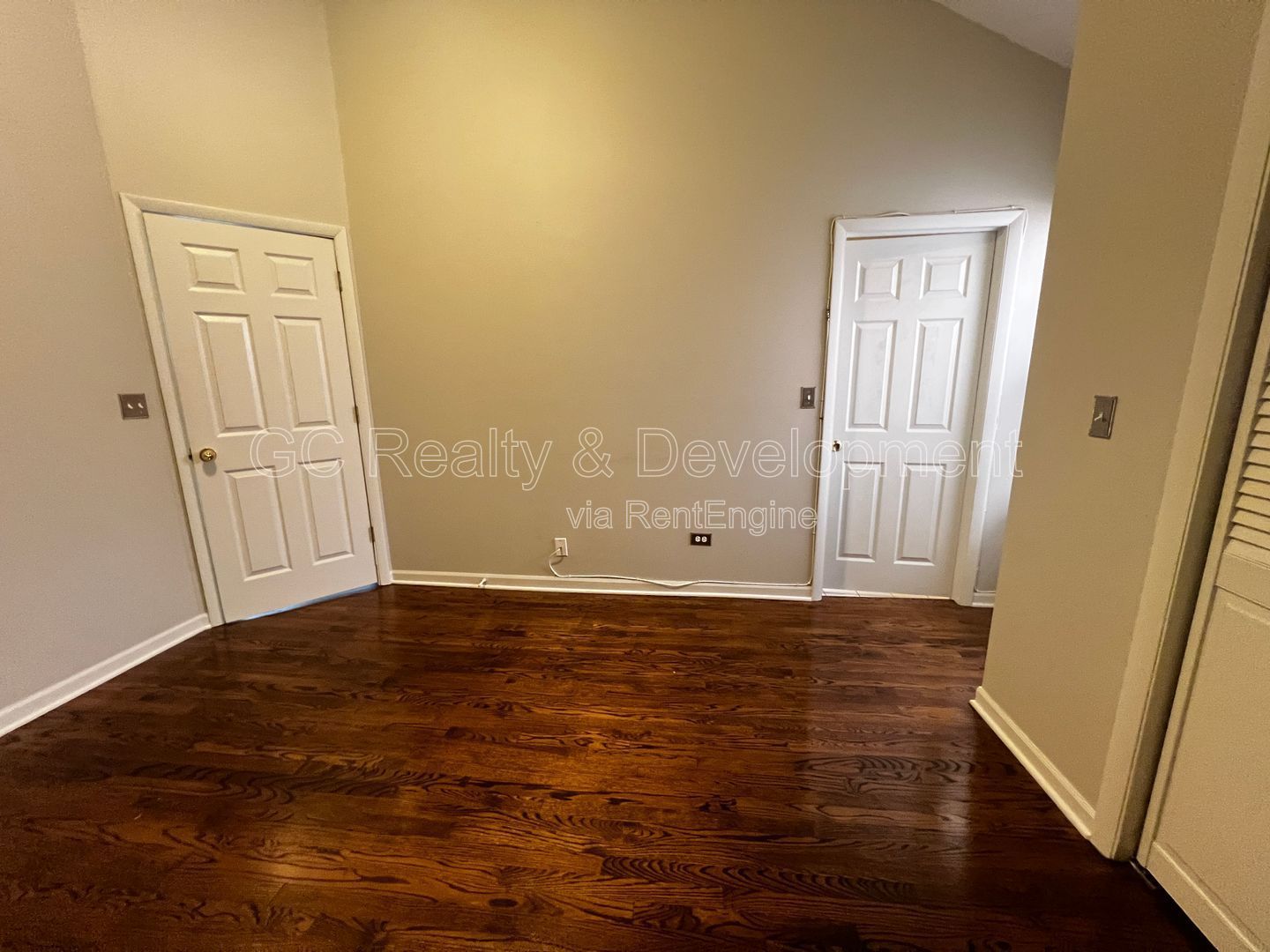 *** COMING SOON 4/15/26! / CUL-DE-SAC LOCATION / 2 BDRM - 2 BTH / CENTRAL AIR / IN UNIT W&D / 1 PARKING SPACE INCL *** property image