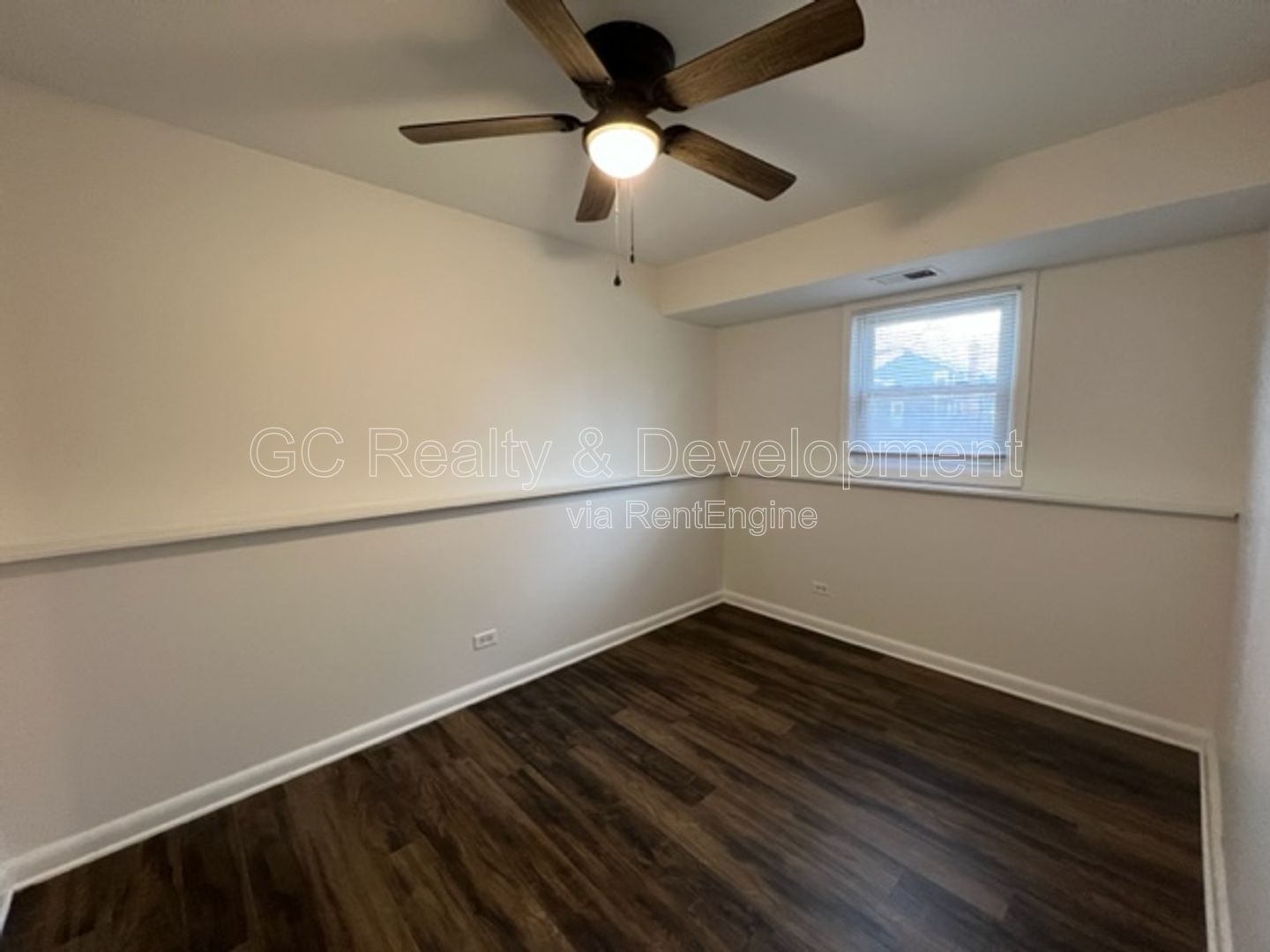 *** NAPERVILLE / 4 BDRM - 2 BTH / LARGE FENCED YARD W DECK / 2 CAR ATTACHED GARAGE *** property image