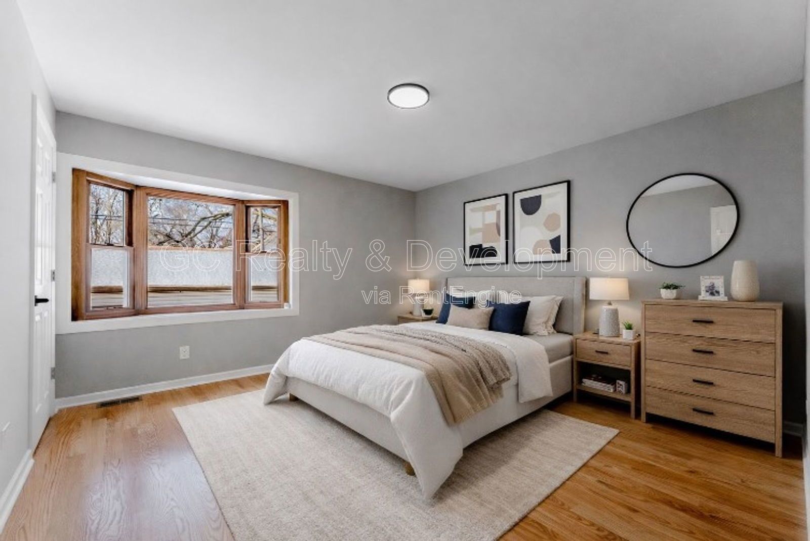 *** CORNER LOT SHOWSTOPPER / RENOVATED 5BR-3.5BTH / FINISHED BASEMENT / DETACHED 2-CAR GARAGE *** property image