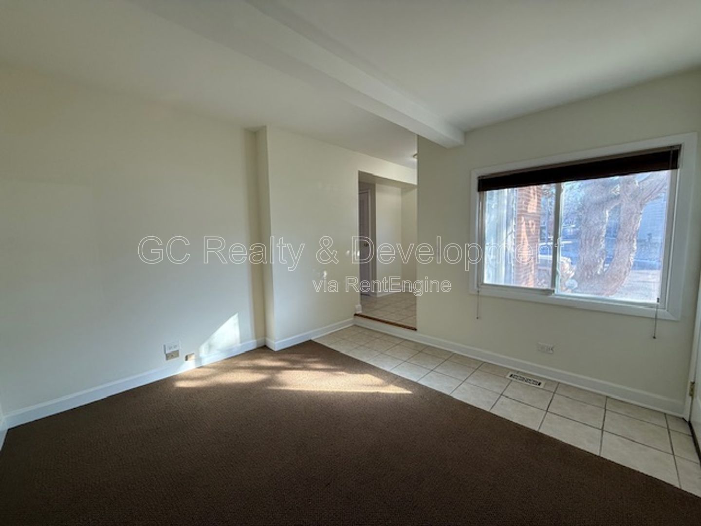 *** 2 BDRM - 2.5 BTH / LRG WALK IN CLOSET / ATTACHED GARAGE / SS APPL / IN UNIT LAUNDRY *** property image