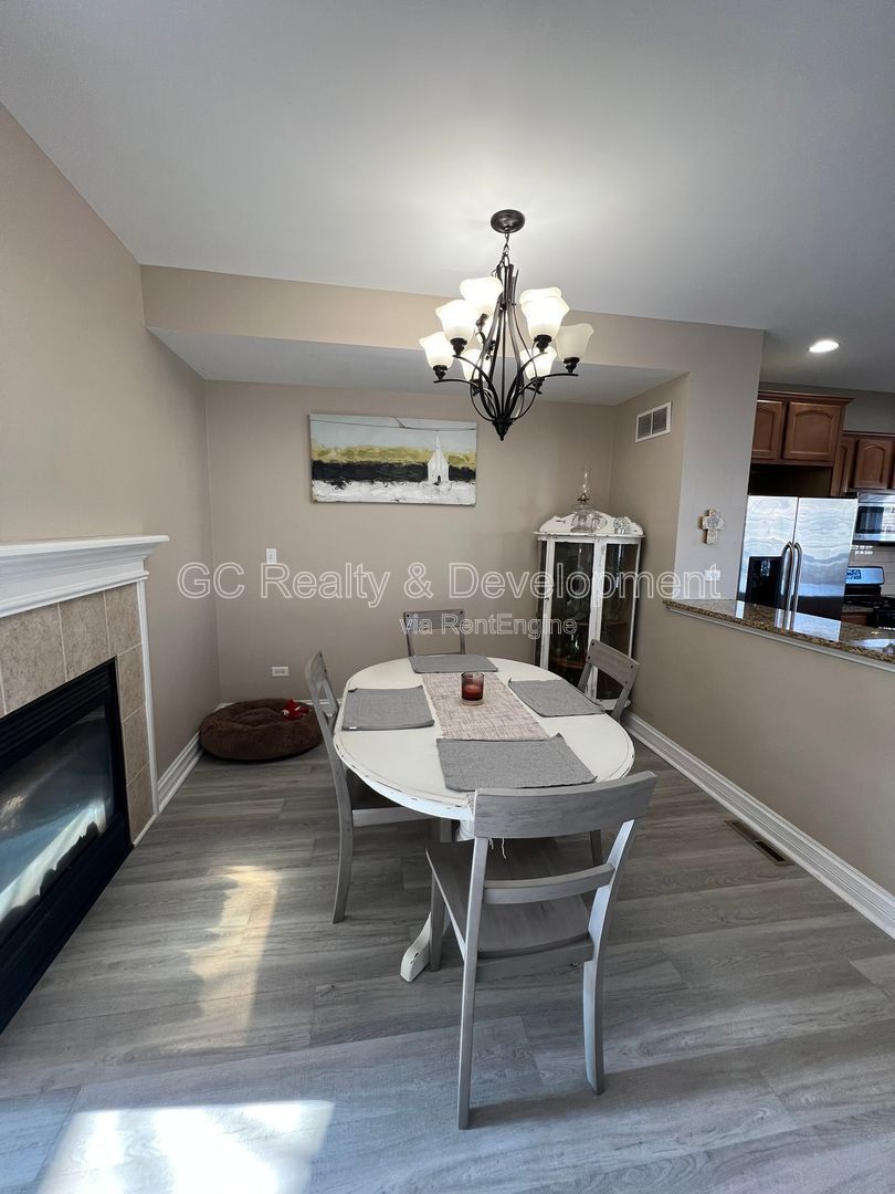 *** COMING SOON 5/15/26! / 3 BDRM - 2.5 BTH / FIN BSMT / SS APPL / LRG CLOSETS / CLUBHOUSE ACCESS *** property image