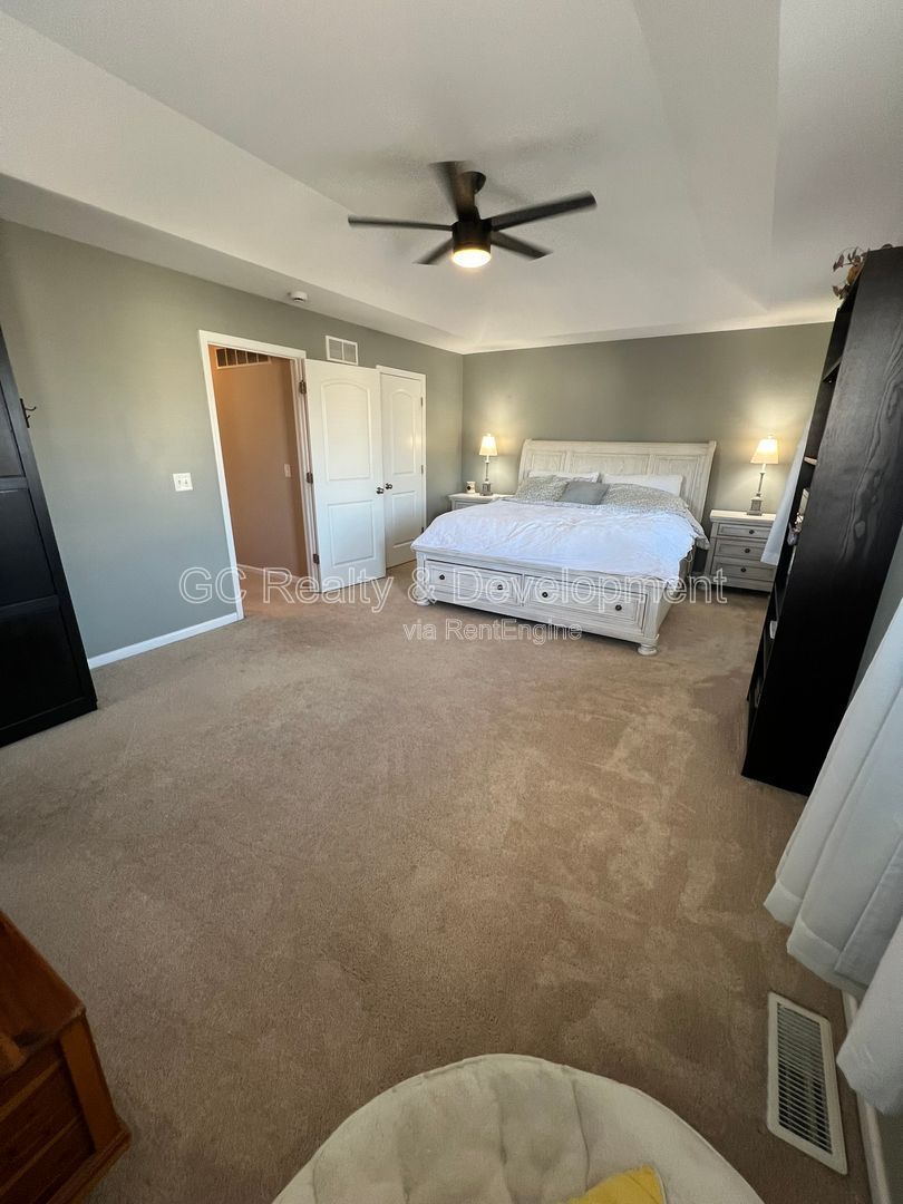 *** COMING SOON 5/15/26! / 3 BDRM - 2.5 BTH / FIN BSMT / SS APPL / LRG CLOSETS / CLUBHOUSE ACCESS *** property image