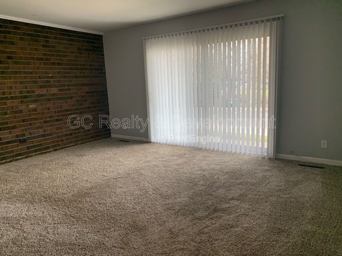 *** COMING SOON 4/15/26! / 1ST FLOOR / 2 BDRM / TENATN PAYS ELECTRIC ONLY / W&D ON SITE /  PET FRIENDLY / PARKING INCL *** property image