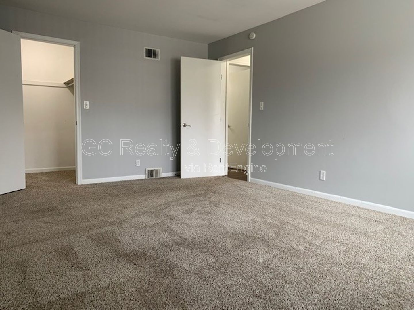 *** COMING SOON 4/15/26! / 1ST FLOOR / 2 BDRM / TENATN PAYS ELECTRIC ONLY / W&D ON SITE /  PET FRIENDLY / PARKING INCL *** property image