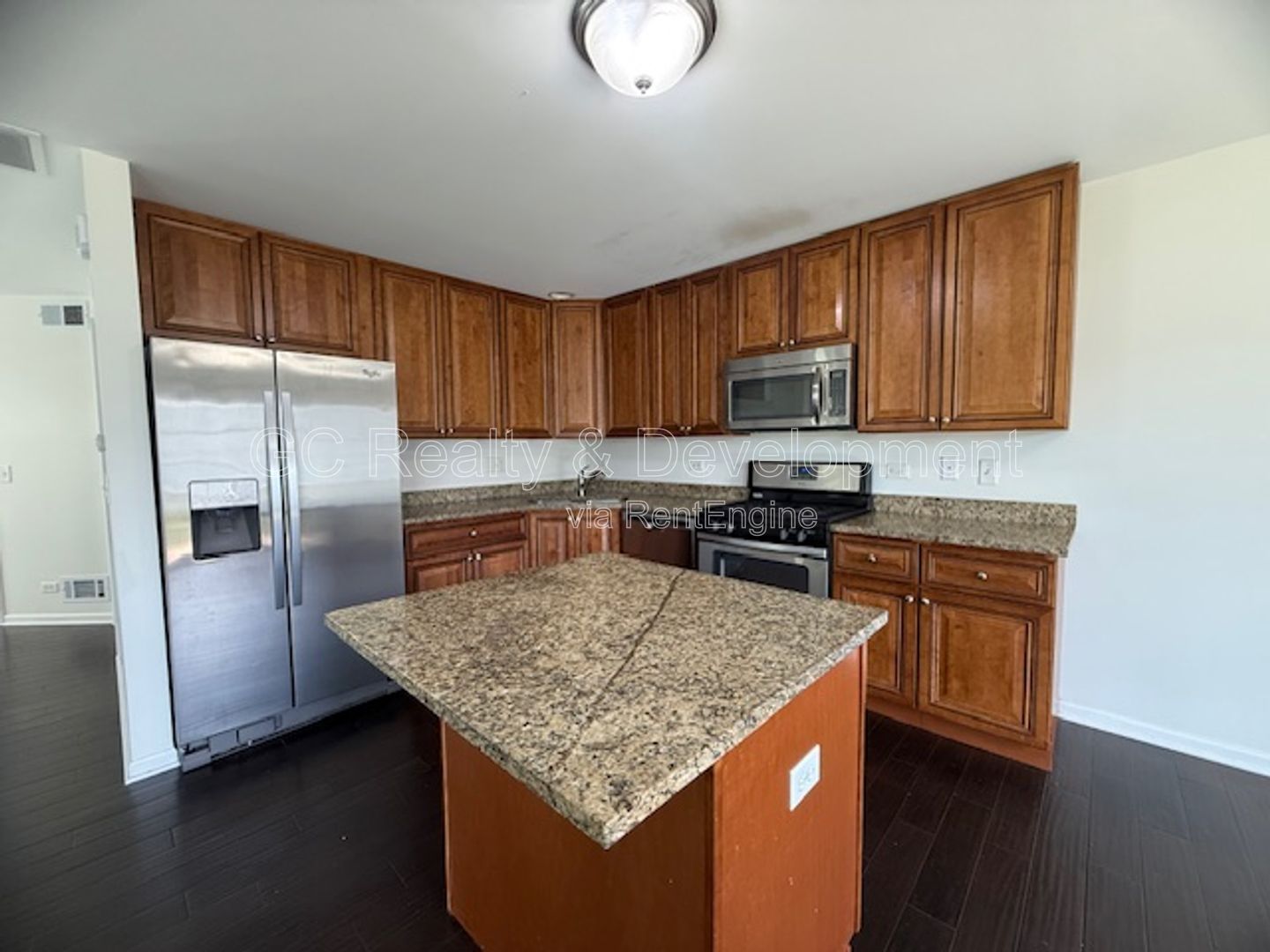 *** 2 BDRM - 2 BTH / ATTACHED GARAGE / GRANITE & SS APPL / CENTRAL AC *** property image