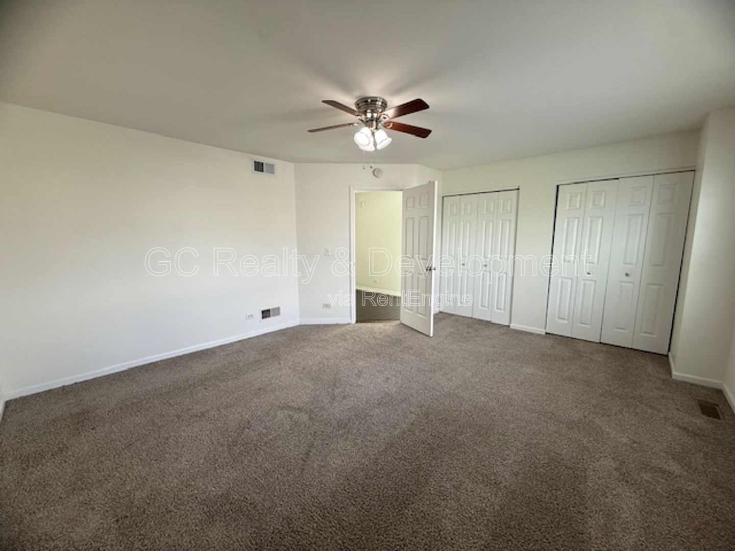 *** 2 BDRM - 2 BTH / ATTACHED GARAGE / GRANITE & SS APPL / CENTRAL AC *** property image