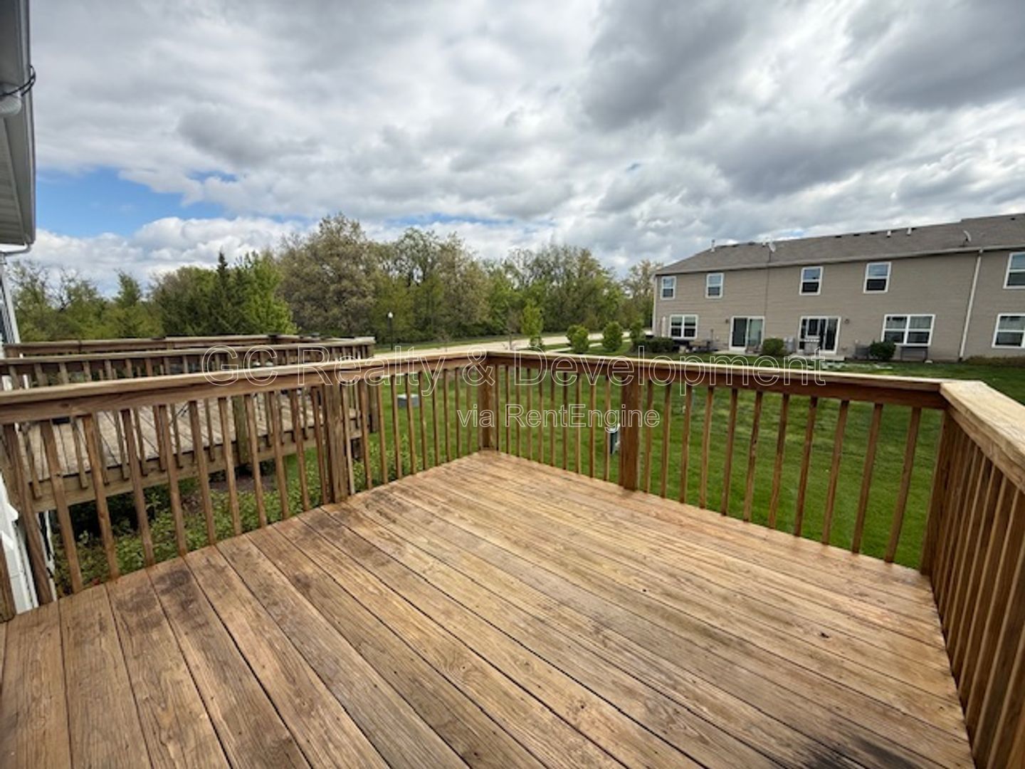 *** 2 BDRM - 2 BTH / ATTACHED GARAGE / GRANITE & SS APPL / CENTRAL AC *** property image