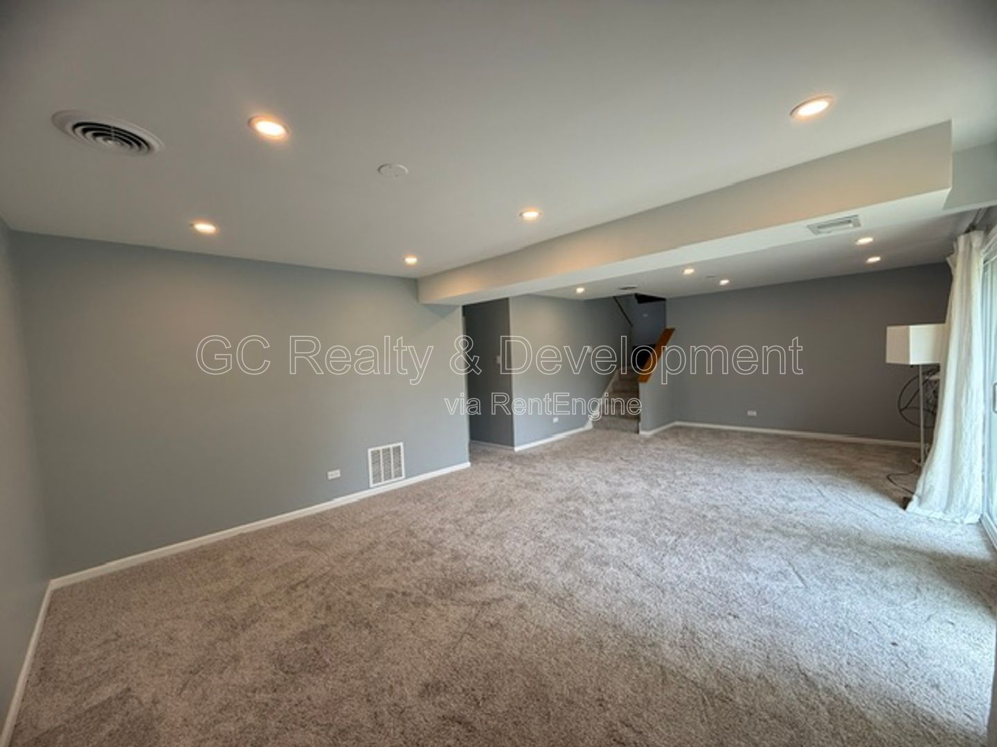 *** 4BR - 2BA / TRI-LEVEL / UPDATED THROUGHOUT / LARGE YARD W/ DECK / WALK OUT BSMT  *** property image