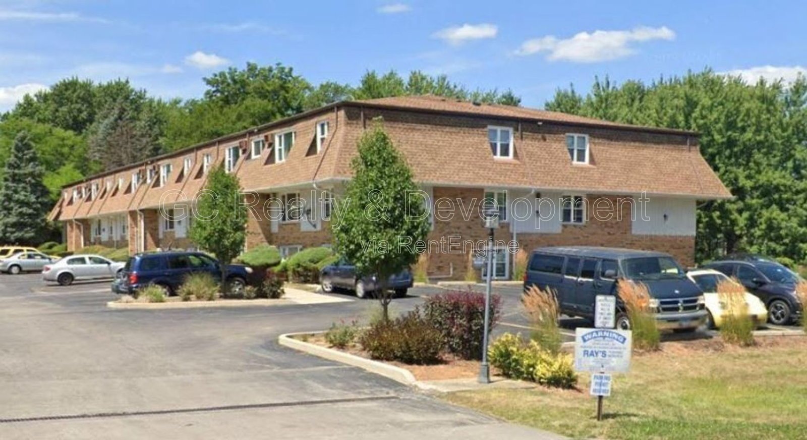 *** 2 BDRM / STORAGE UNIT / PET FRIENDLY / TENANT PAYS ELECTRIC / TRANSIT NEARBY *** property image