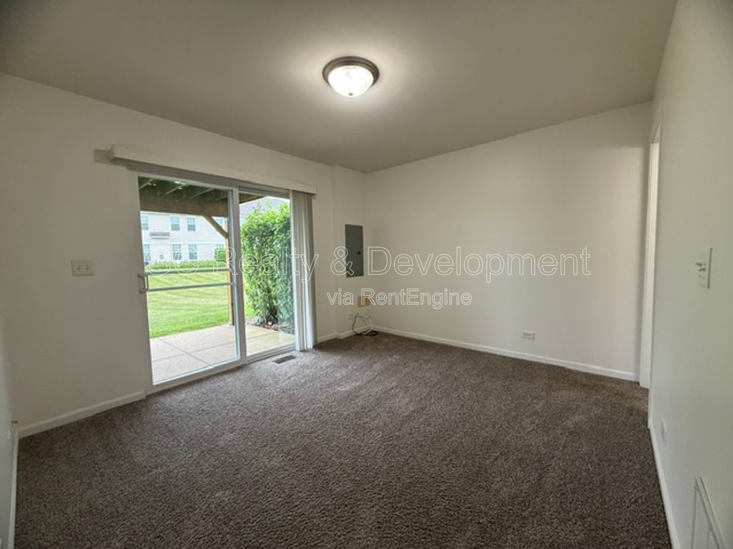 *** NEWER CONSTRUCTION / 2 BDRM - 2 BTH / PET FRIENDLY / CENTRAL AC / ATTACHED GARAGE *** property image