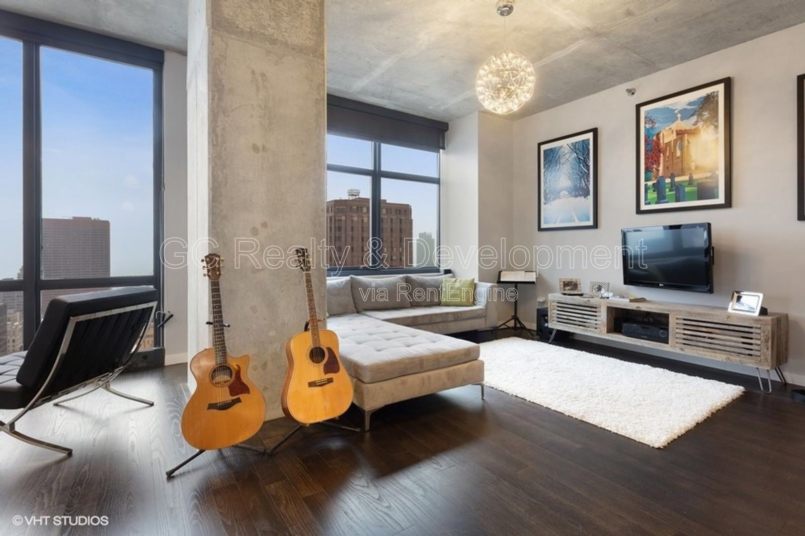 *** COMING SOON 7/01/26 / WEST LOOP / 2 BDRM - 3 BTH / PET FRIENDLY / 2 PARKING SPOTS / CABLE & STORAGE INCL *** property image