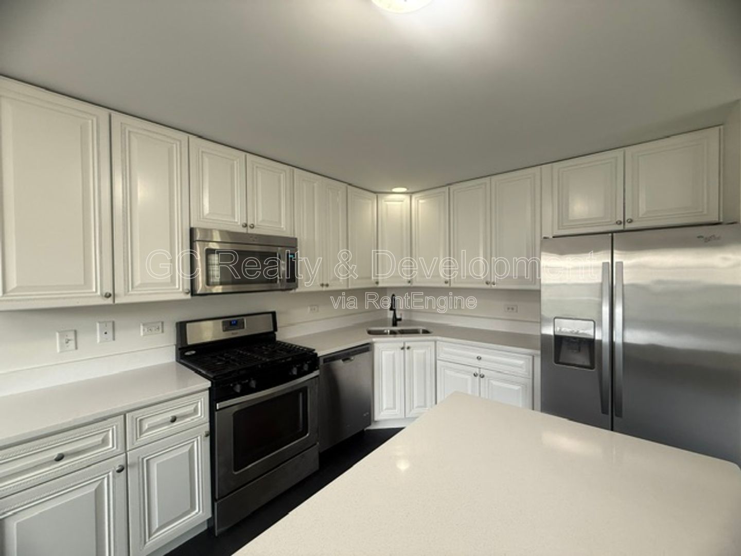*** 2BDRM - 2BTH TOWNHOME IN TUSCANY WOODS / LOFT + FINISHED LOWER LEVEL | PET FRIENDLY property image