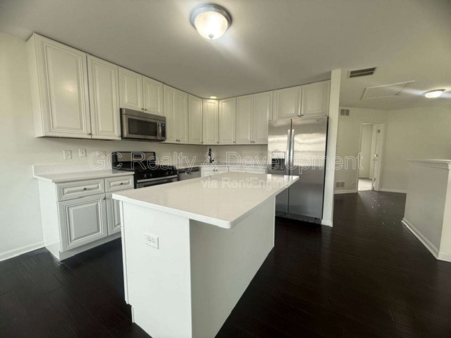 *** 2BDRM - 2BTH TOWNHOME IN TUSCANY WOODS / LOFT + FINISHED LOWER LEVEL | PET FRIENDLY property image